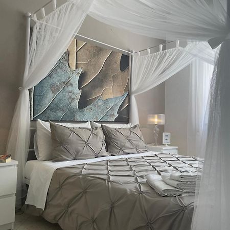 Al Politeama Rooms B&B Palermo Ngoại thất bức ảnh