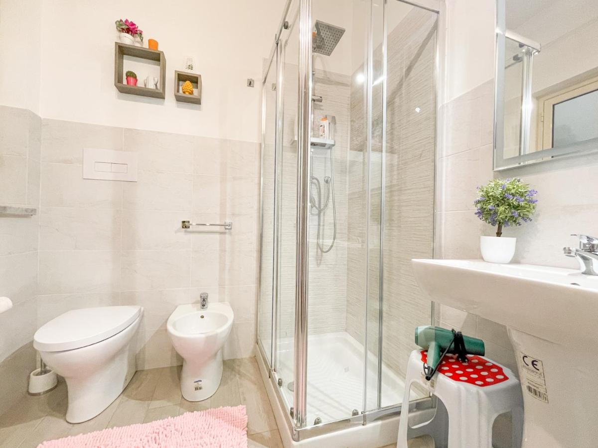 Al Politeama Rooms B&B Palermo Ngoại thất bức ảnh