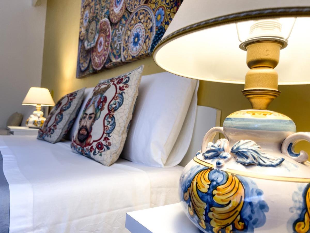 Al Politeama Rooms B&B Palermo Ngoại thất bức ảnh