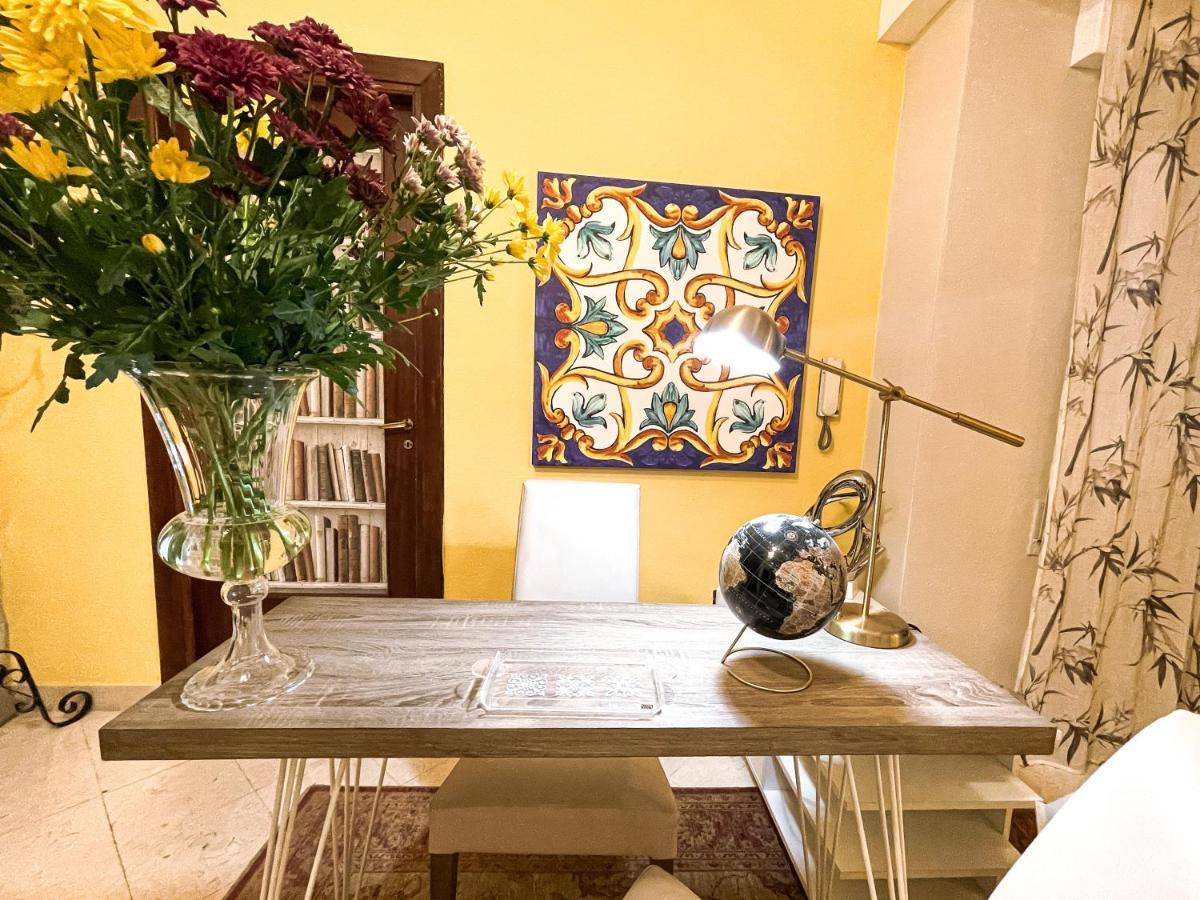 Al Politeama Rooms B&B Palermo Ngoại thất bức ảnh