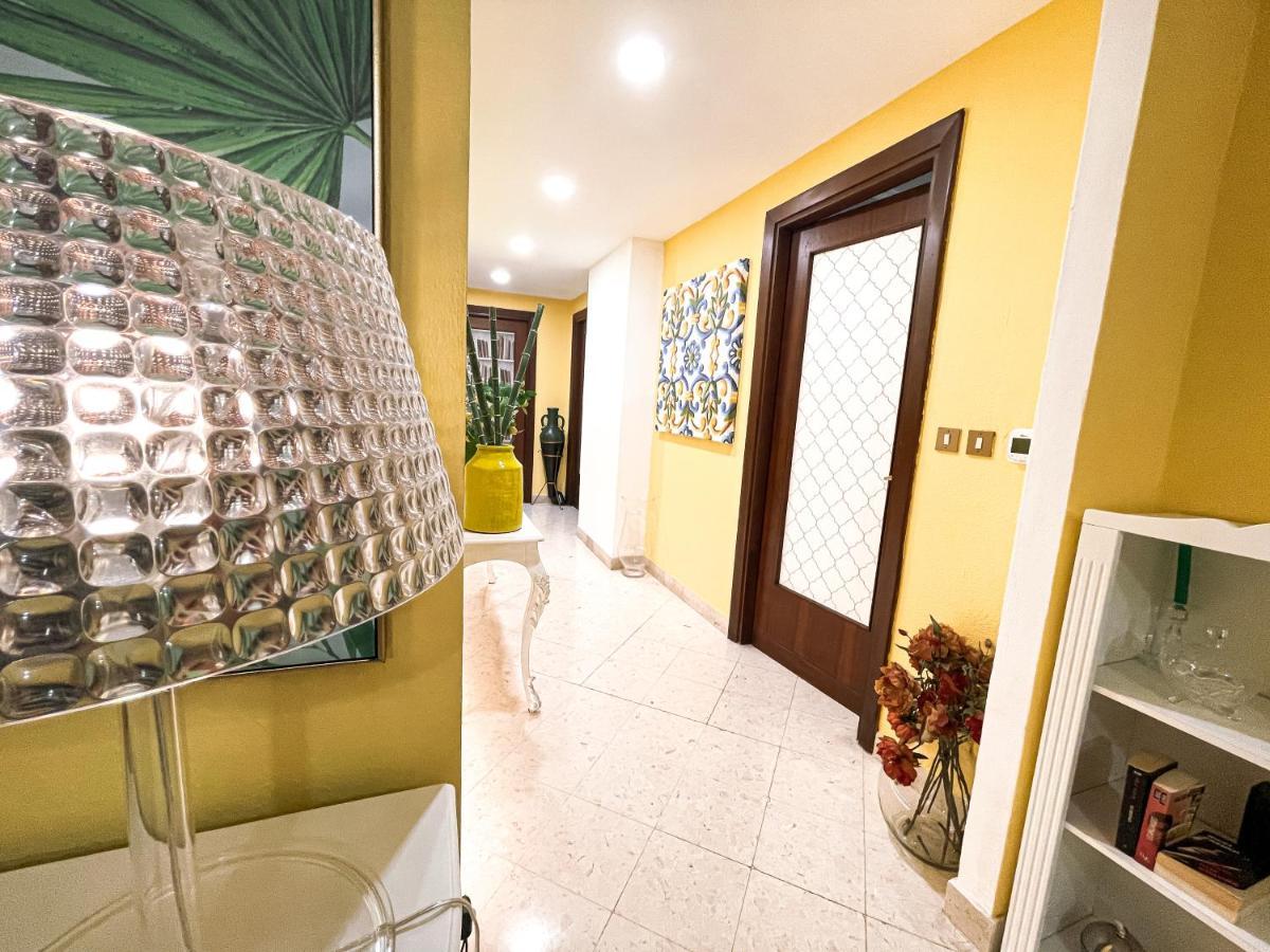 Al Politeama Rooms B&B Palermo Ngoại thất bức ảnh