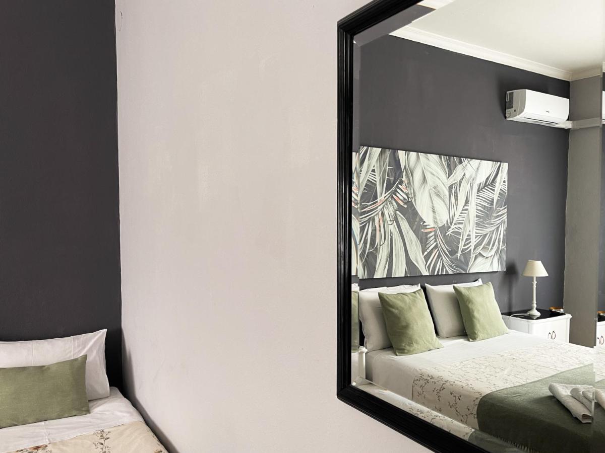 Al Politeama Rooms B&B Palermo Ngoại thất bức ảnh