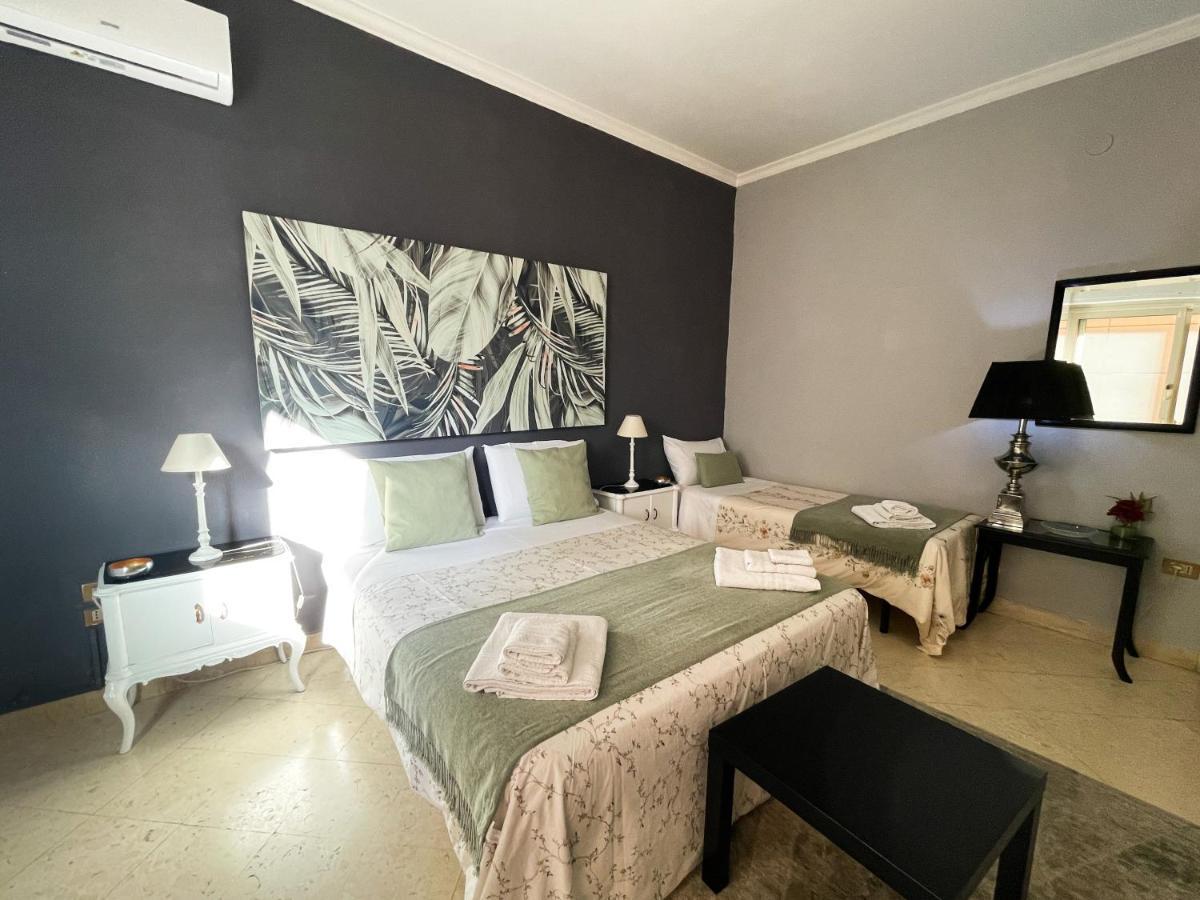 Al Politeama Rooms B&B Palermo Ngoại thất bức ảnh