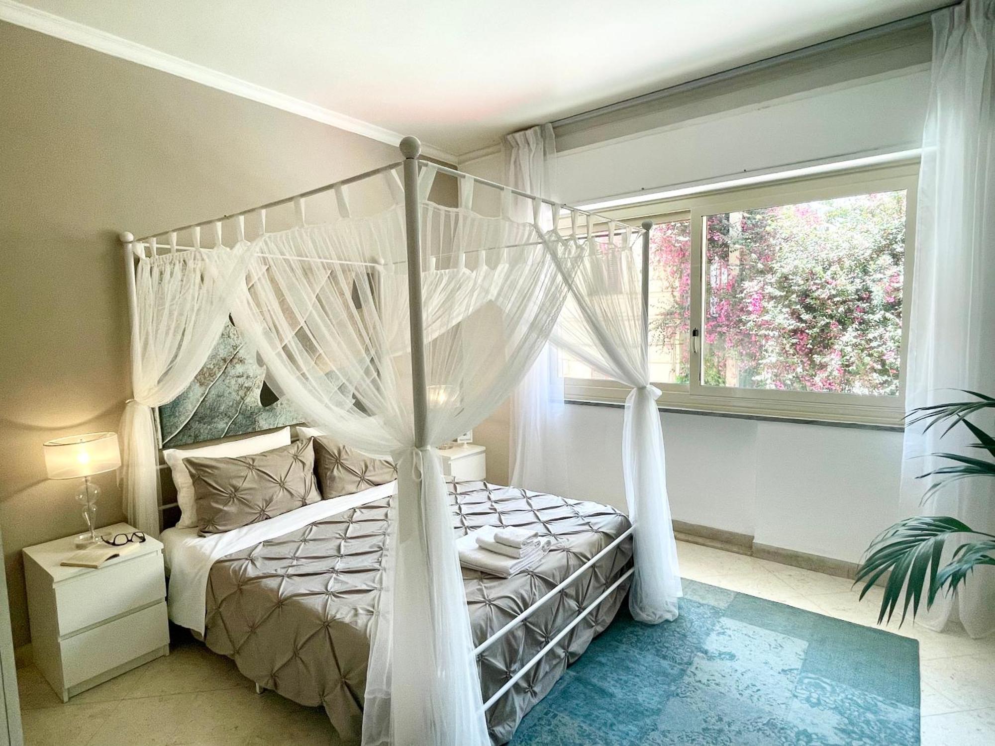 Al Politeama Rooms B&B Palermo Ngoại thất bức ảnh